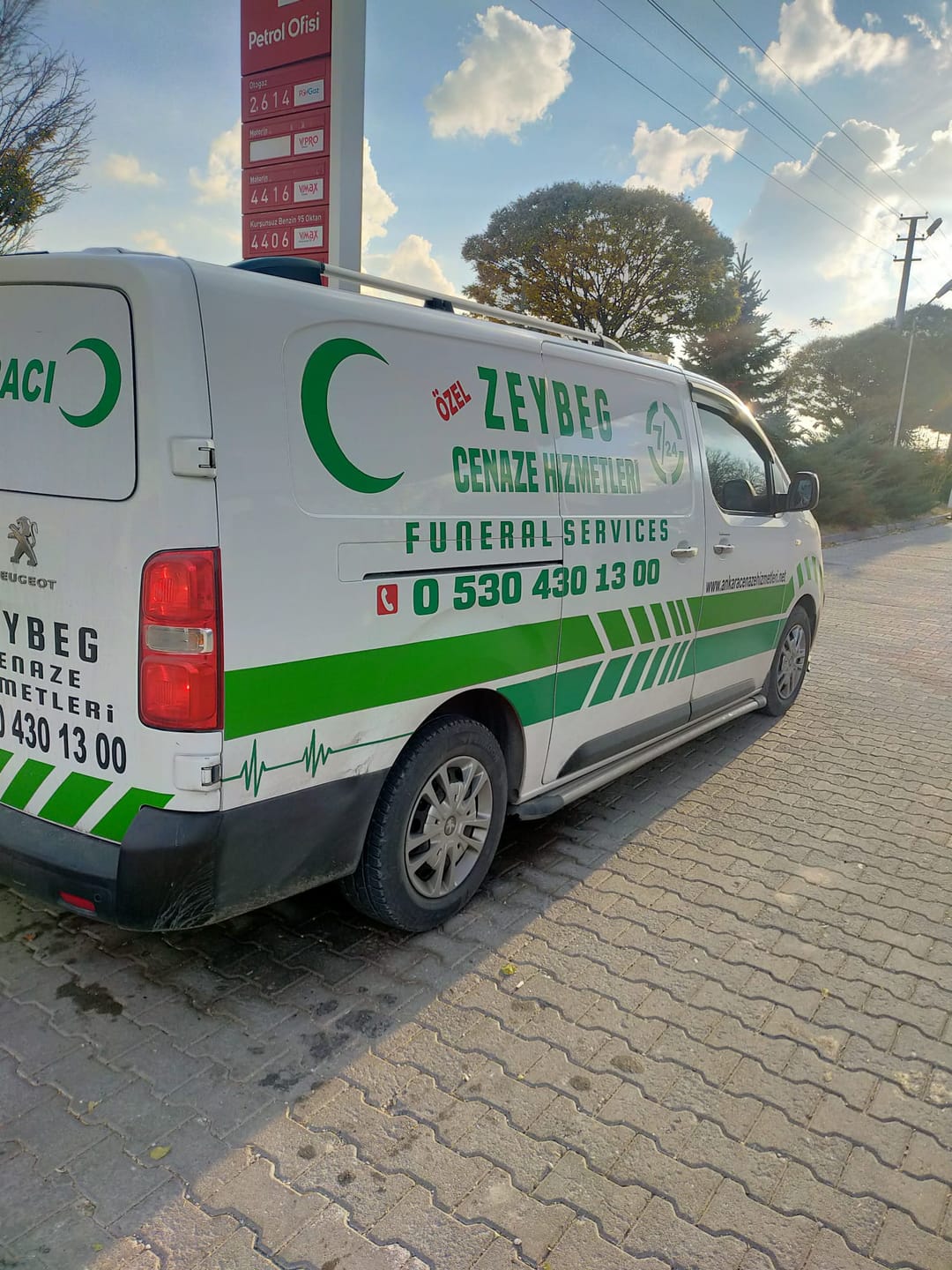 Zeybeg özel cenaze aracı yan profil